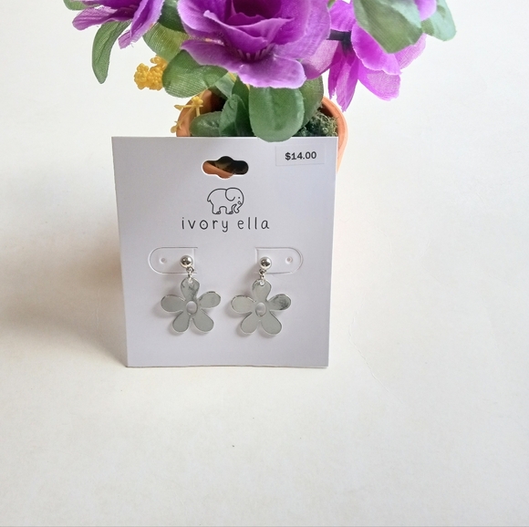 ivory ella Jewelry - Ivory Ella Silver Flower Metal Earrings NWT